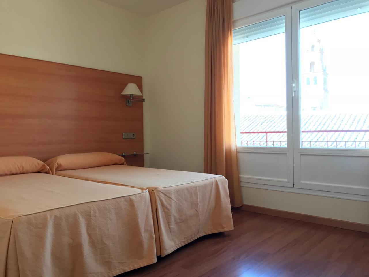 Hotel Europa Villacanas Екстериор снимка